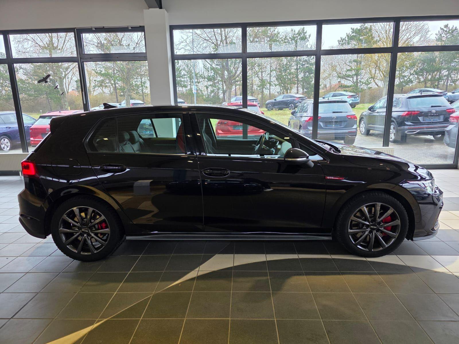 Volkswagen Golf 2.0 TSI DSG GTI IQ.Drive