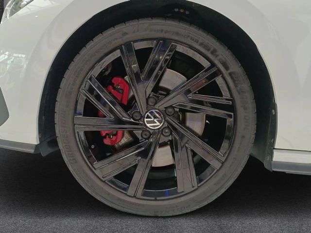 Volkswagen Golf 2.0 TSI DSG