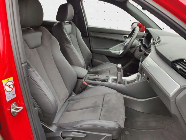 Audi Q3 35 TFSI S-Line