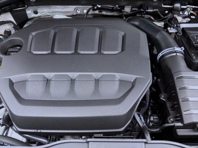 Volkswagen T-Roc 2.0 TSI DSG R-Line