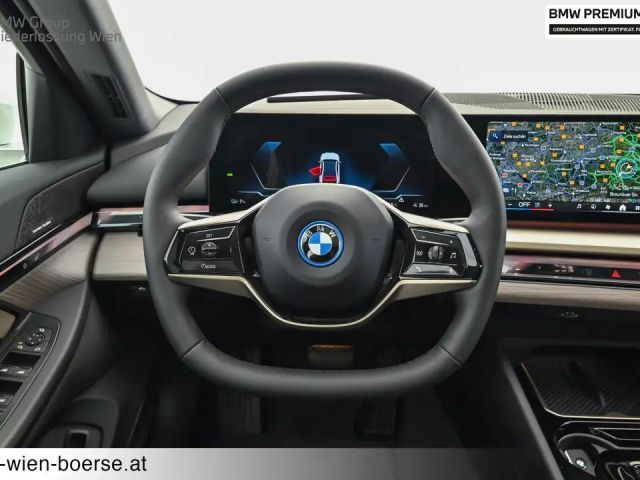 BMW i5 Sedan eDrive40