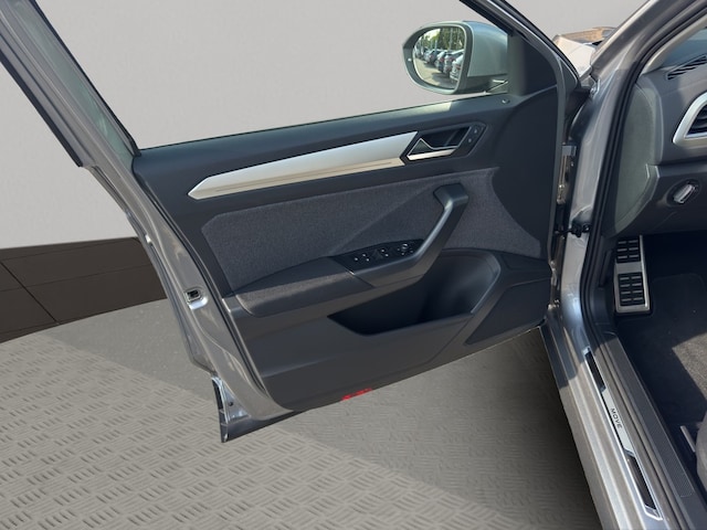 Volkswagen T-Roc 1.5 TSI DSG Life Move