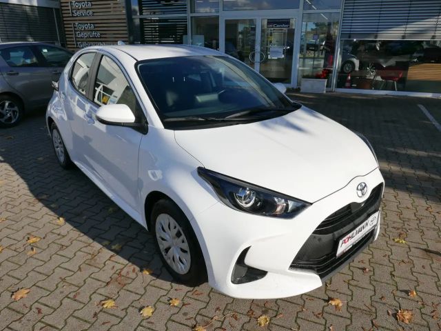 Toyota Yaris 1.0 VVT-i Comfort Hatchback