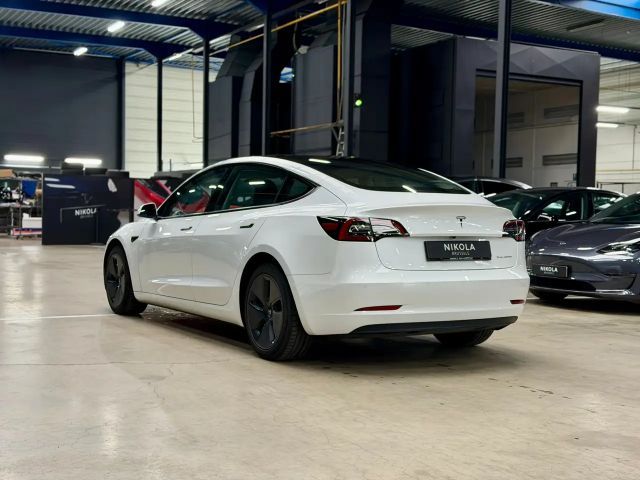 Tesla Model 3 AWD Long Range
