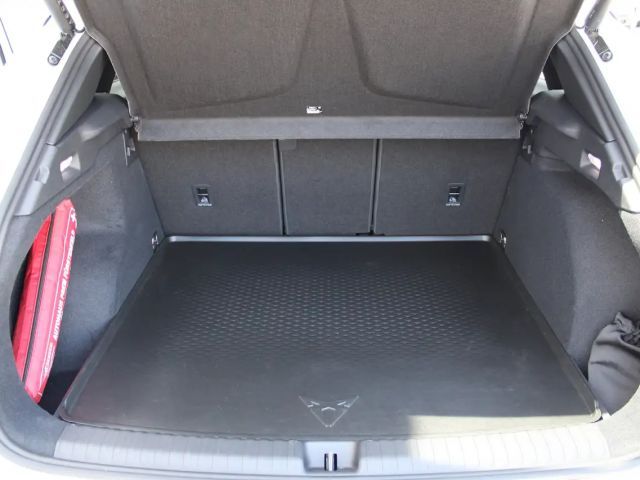 Cupra Terramar 1.5 e-TSI 150 PS DSG mit megavoller Ausstattung!