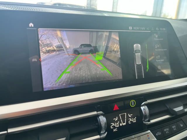 BMW 320 320d M-Sport Touring