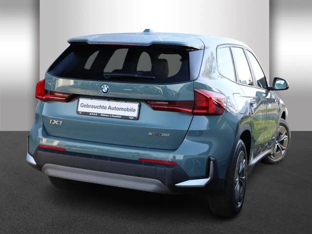 BMW iX1 xDrive30