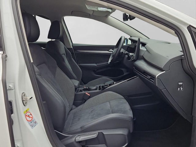 Volkswagen Golf 1.5 TSI Style eHybrid