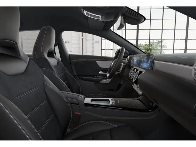 Mercedes-Benz CLA 200 AMG Line Shooting Brake