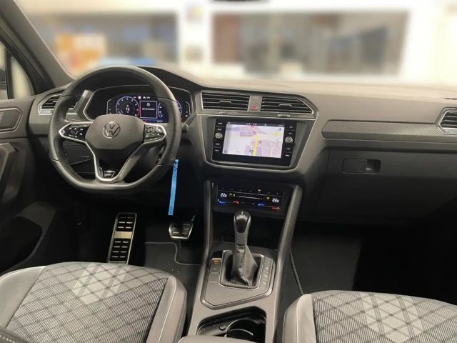 Volkswagen Tiguan IQ.Drive R-Line Style