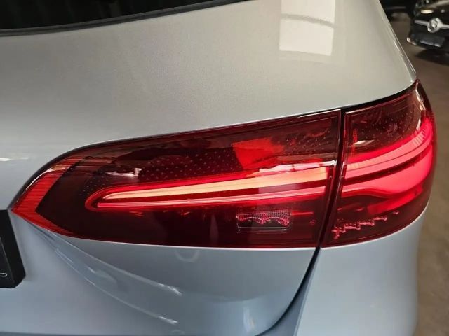 Mercedes-Benz B 180 Progressive