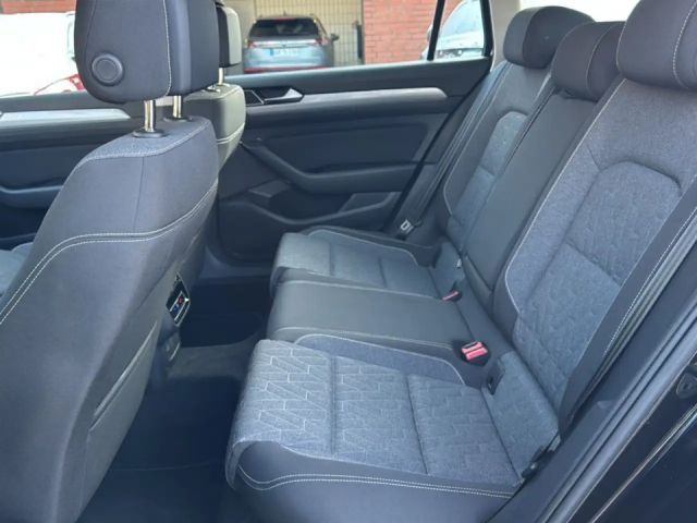 Volkswagen Passat 2.0 TDI Business DSG Variant