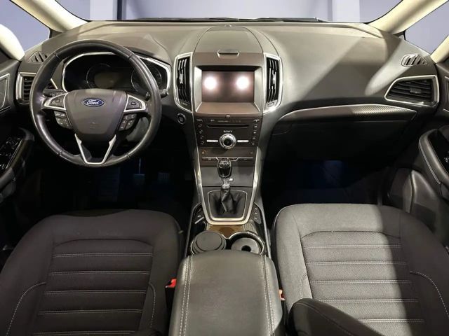 Ford Galaxy Business Titanium