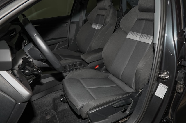 Audi A3 30 TFSI Sedan