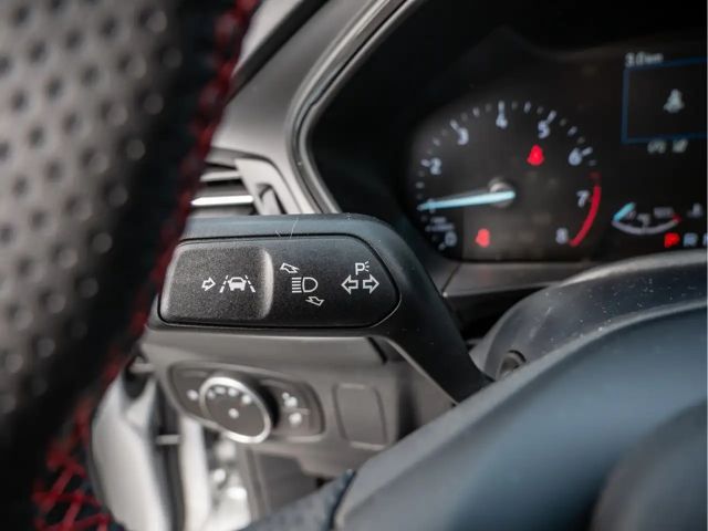 Ford Focus ST Line Wagon