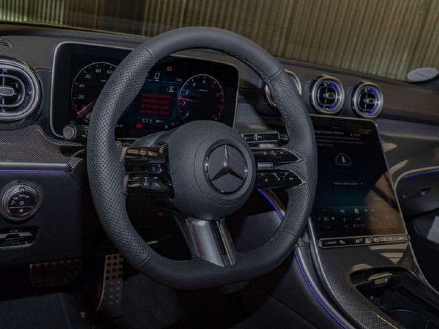 Mercedes-Benz C 200 AMG Line Sedan