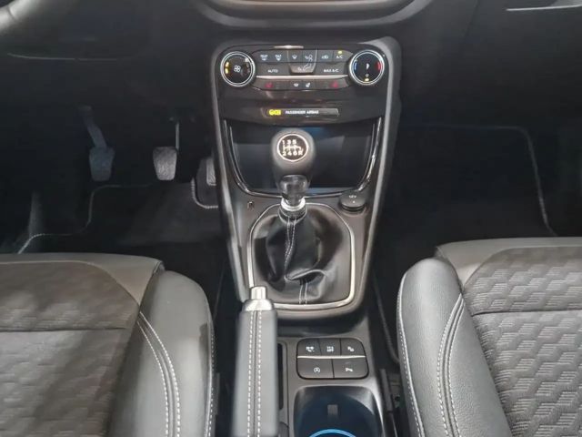 Ford Puma EcoBoost Titanium