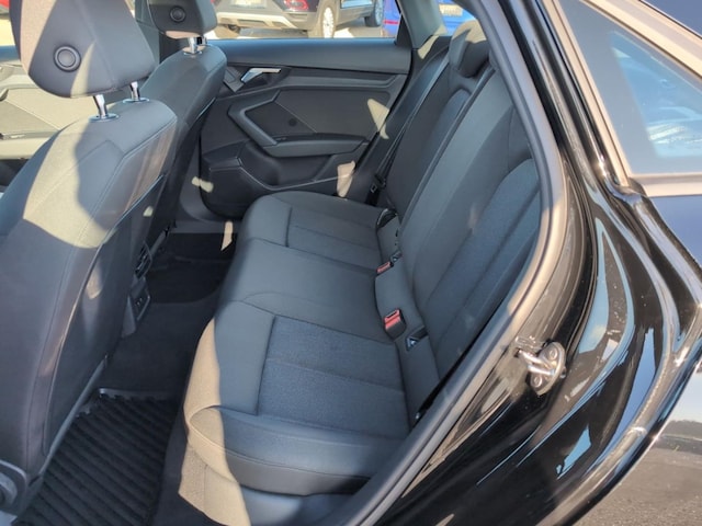 Audi A3 30 TDI S-Tronic Sedan