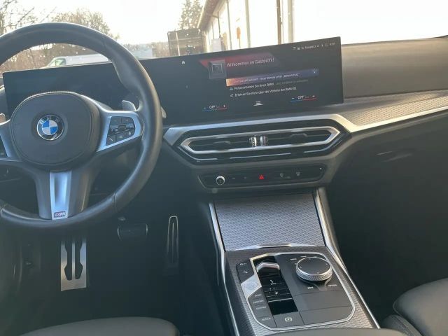 BMW 320 320d M-Sport Sedan