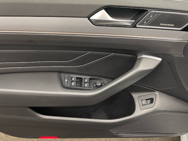 Volkswagen Passat 2.0 TDI R-Line Variant