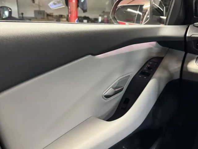 Ford Capri Premium RWD