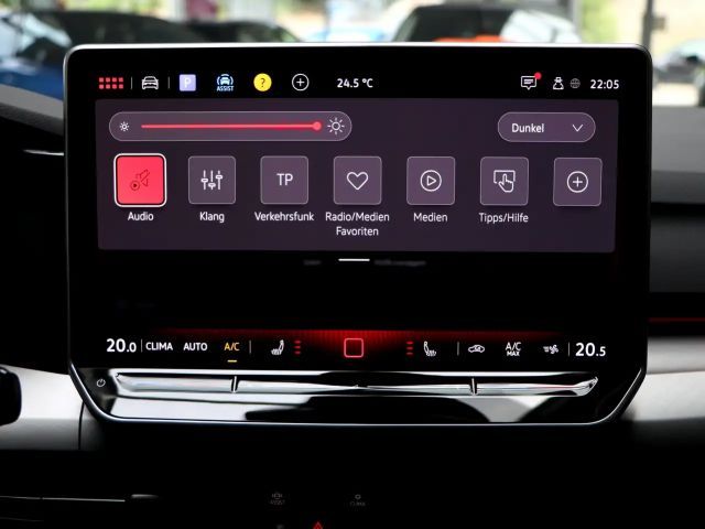 Volkswagen Golf 1.5 eTSI DSG