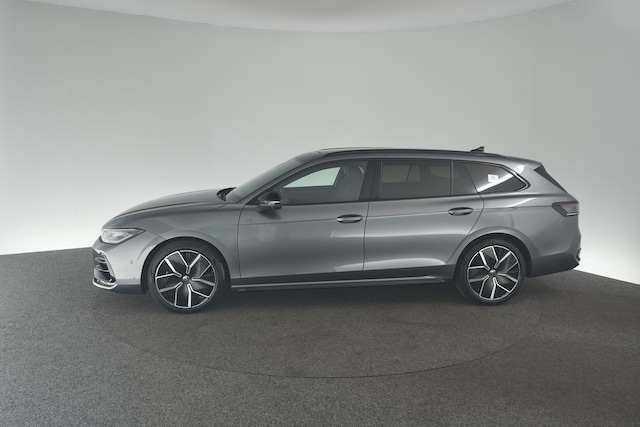 Volkswagen Passat 2.0 TSI DSG R-Line