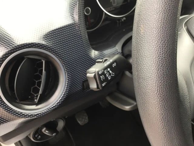 Volkswagen up! Move Move up!