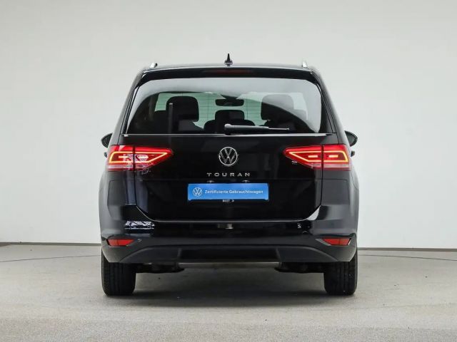 Volkswagen Touran 1.5 TSI DSG IQ.Drive