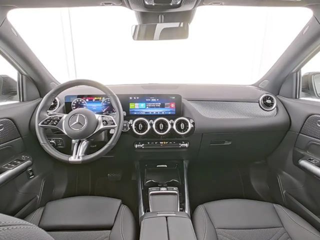 Mercedes-Benz GLA 180 Progressive