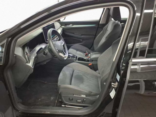 Volkswagen Golf 1.5 eTSI DSG Golf VIII Style