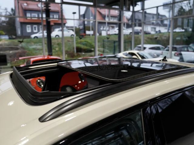 Volkswagen Touareg R-Line Style