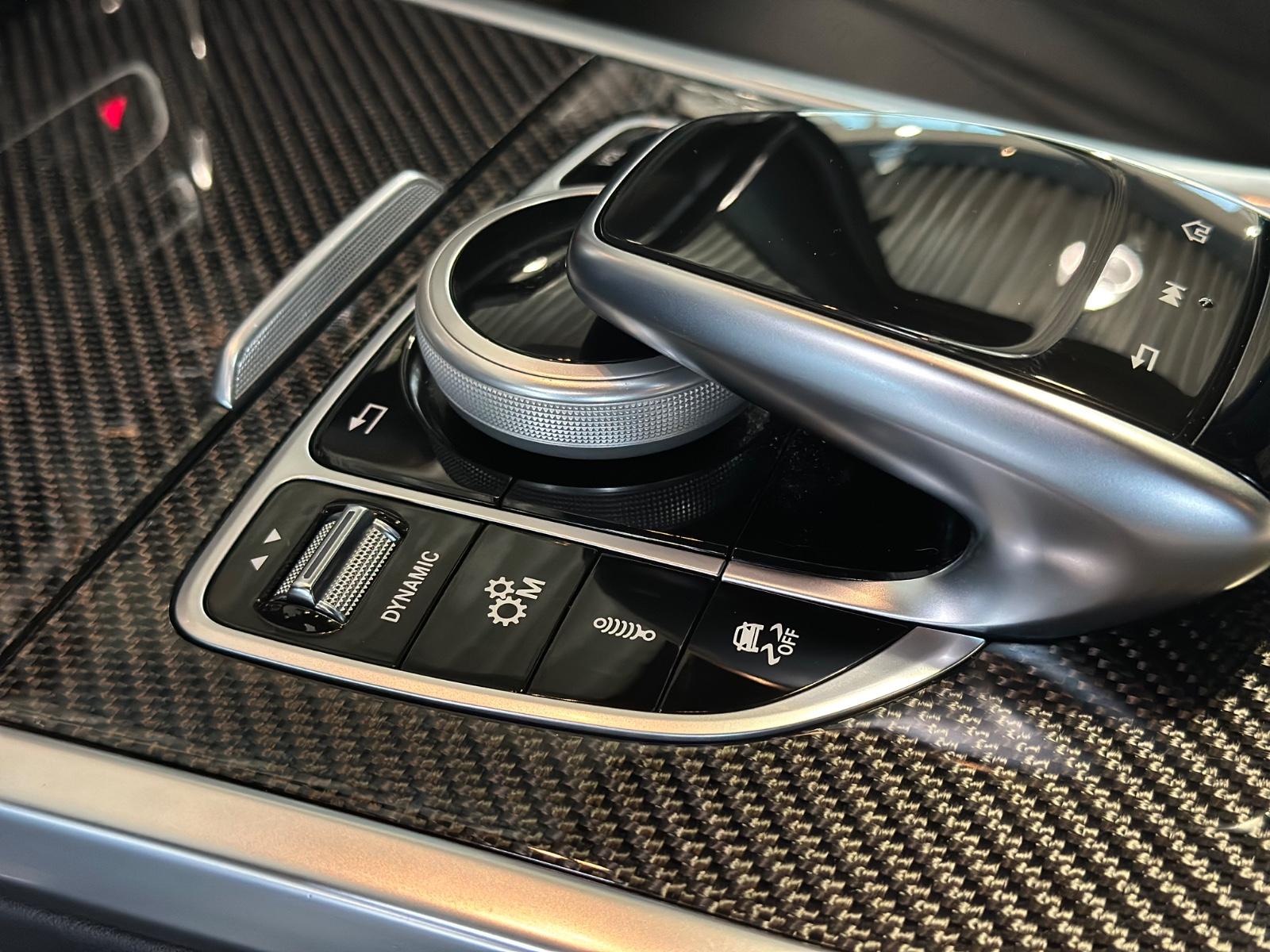 Mercedes-Benz AMG G 2.HA/BURM/NIGHT II/SUPERIOR/22LM/CARBON