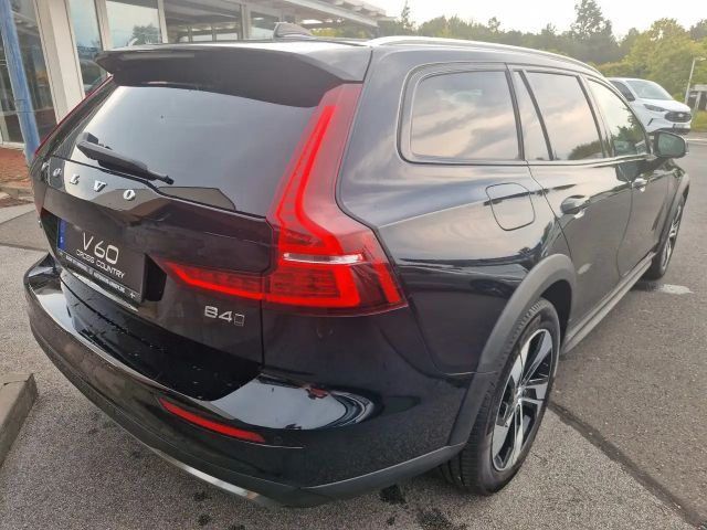 Volvo V60 Cross Country AWD Plus