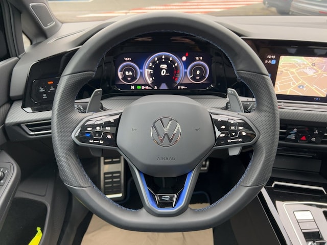 Volkswagen Golf 2.0 TSI DSG Golf VIII