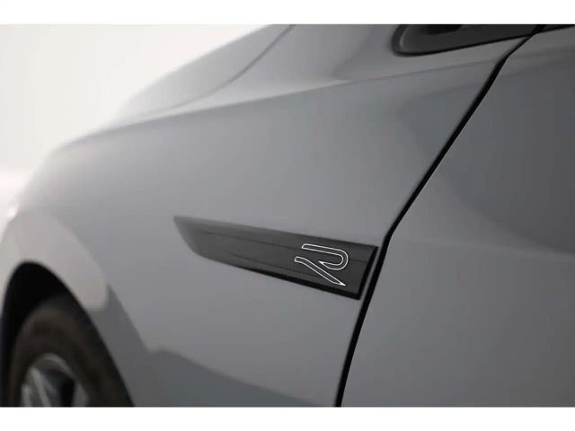 Volkswagen Golf 2.0 TSI DSG R-Line