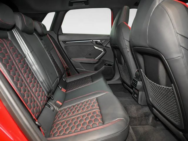 Audi RS3 S-Tronic Sedan