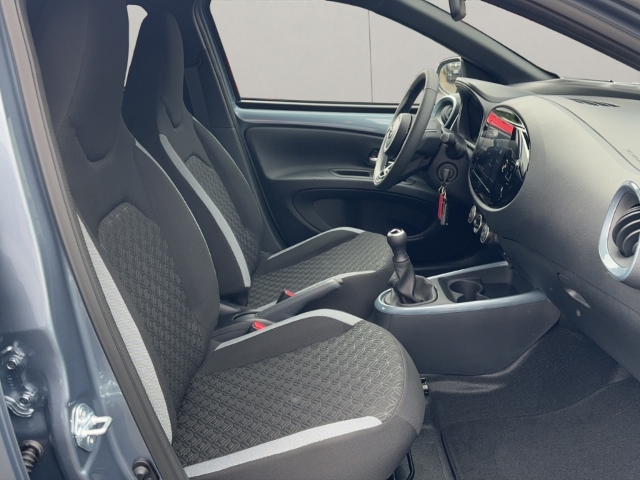 Toyota Aygo X 5-deurs Basis