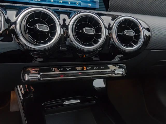 Mercedes-Benz A 200 Progressive