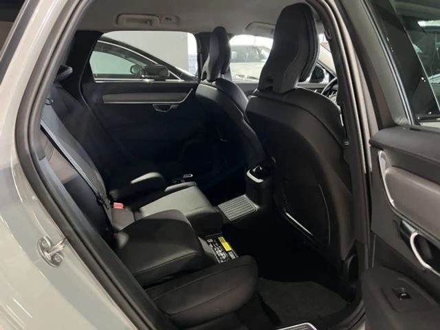 Volvo V90 AWD Dark Plus Recharge T6