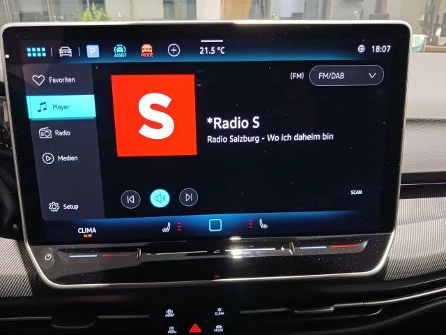 Volkswagen Golf 1.5 eTSI R-Line Variant