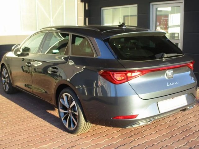 Seat Leon 1.5 eTSI FR-lijn Sportstourer