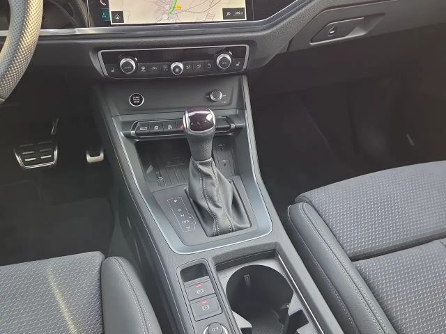 Audi Q3 35 TFSI S-Line