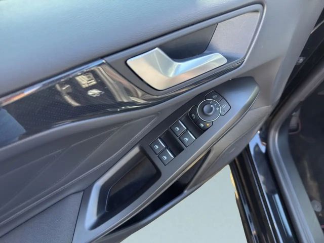 Ford Focus EcoBoost ST Line Wagon