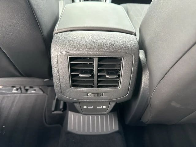 Volkswagen T-Roc GOAL TSI CarPlay/Virt/ACC/LED/Navi/PDC