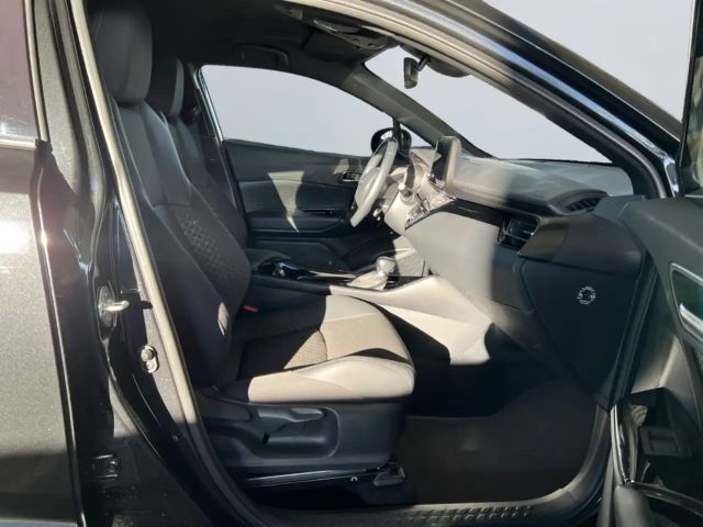 Toyota C-HR Hybride Team D