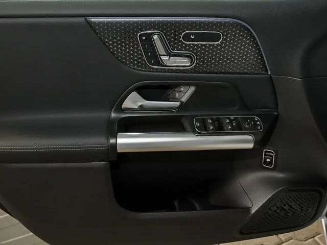 Mercedes-Benz B 200 B 200 d