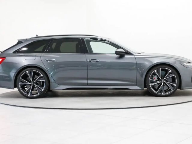 Audi RS6 AHK Matrix HUD Keramik Pano 305km/h