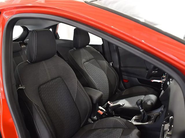 Ford Puma EcoBoost Titanium