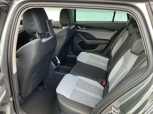 Skoda Octavia Selection